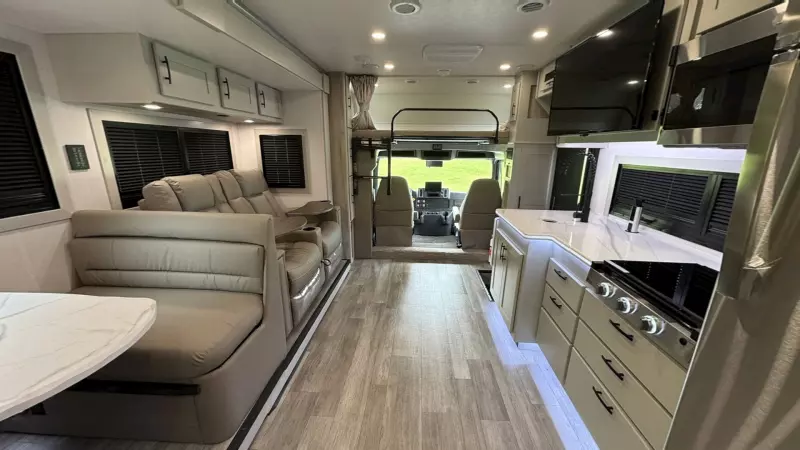 31SS Floorplan Main Room
